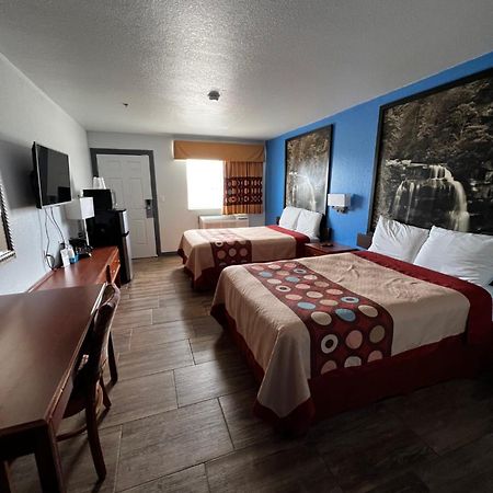 Conn Brown Harbour Inn 애런사스 패스 외부 사진